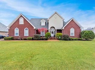 247 Broad Meadow Dr, Jackson, TN 38305