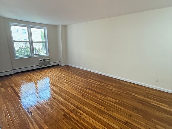 2nd image of 18-15 215th St #2Q