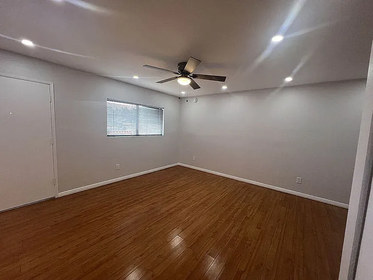 Acre Heights Apartments — Photo 23
