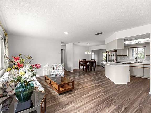 4th image of 10956 SW 62nd Ter