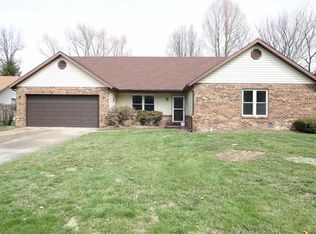 116 Huntwood Ct, Swansea, IL