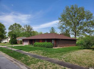 205 S Mark Ct, Carbondale, IL 62901