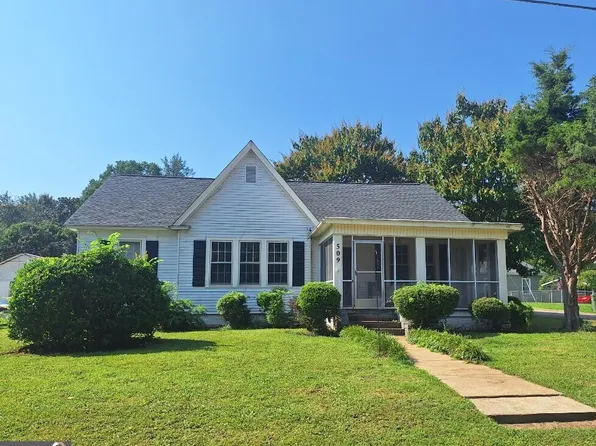 509 S 6th St, Lanett, AL 36863