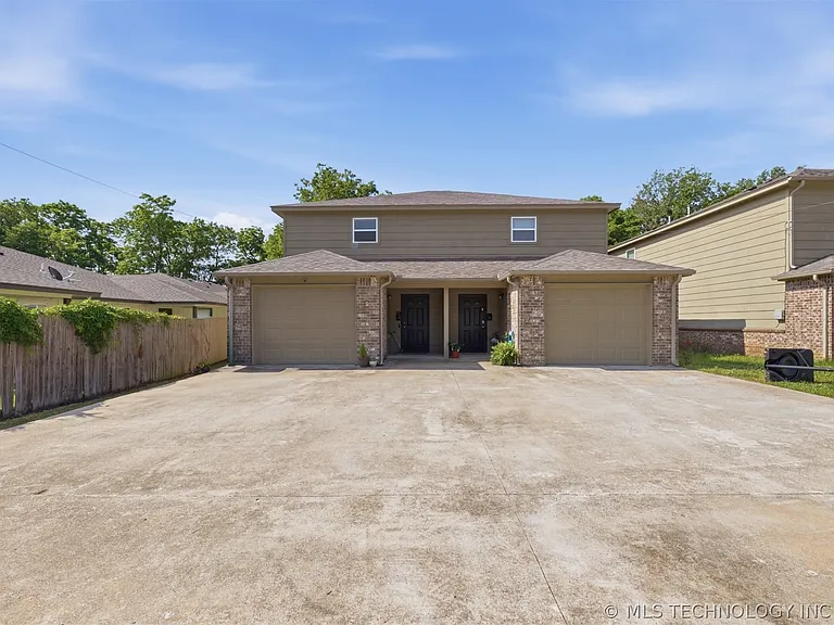 1407 W Haskell St — Photo 1