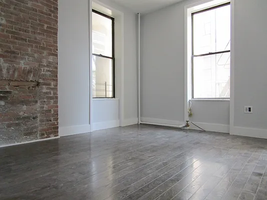 Rented by EXR | media 6