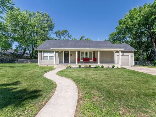 904 Shipley St, Springdale, AR 72764