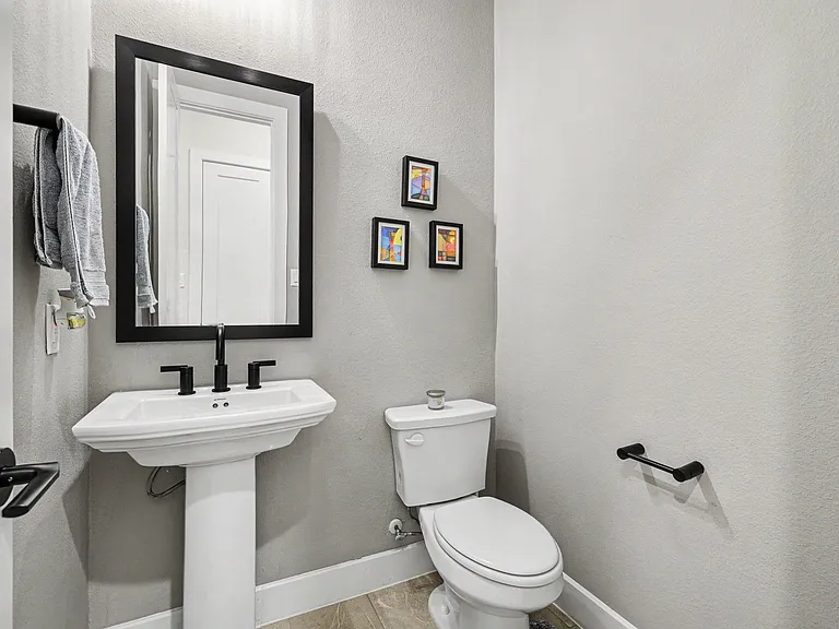 3332 Zenyatta Ct — Photo 11