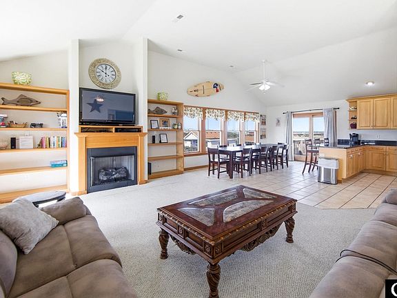 4th image of 162 Duck Rd #17-18