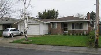 1st image of 140 Brady Ct