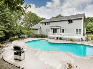 8 N Ridge Rd, Pomona, NY 10970