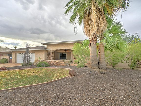 2nd image of 2916 E Cobre Dr