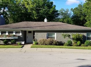 731 Meredith Pl, Glen Ellyn, IL 60137