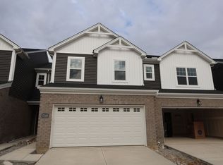 7249 Grandway Dr, West Chester, OH 45069