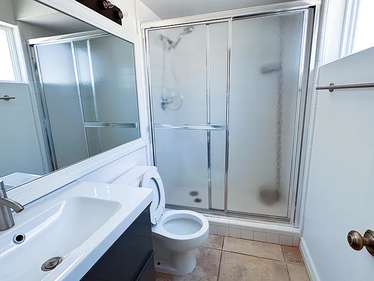 749 E Montebello Ave #121 — Photo 14