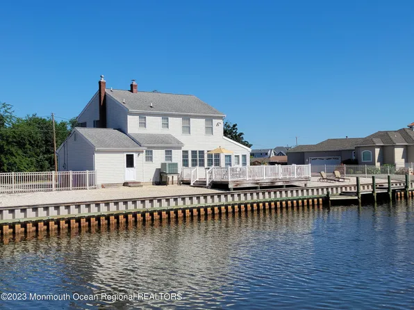 5 Snug Court, Toms River, NJ 08753