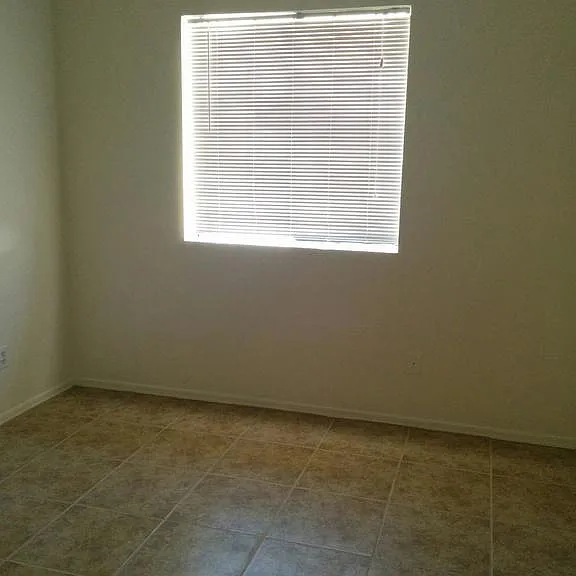 4224 E Lee St — Photo 9