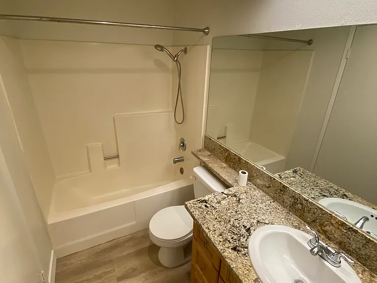 10828 Palms Blvd #2 — Photo 9