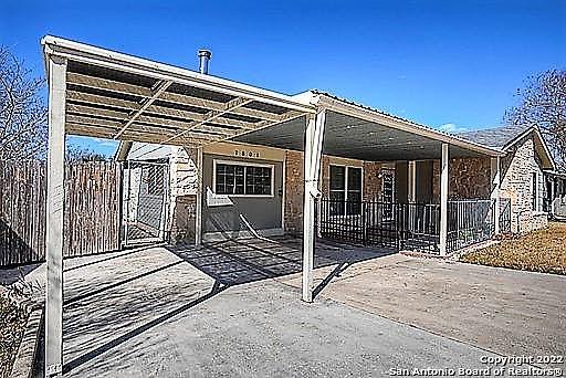 4th image of 7501 Valley Oak St