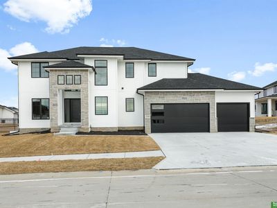 21108 Arlington St, Elkhorn, NE, 68022