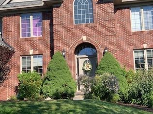 6807 Canterbury Ln, Clarkston, MI 48348