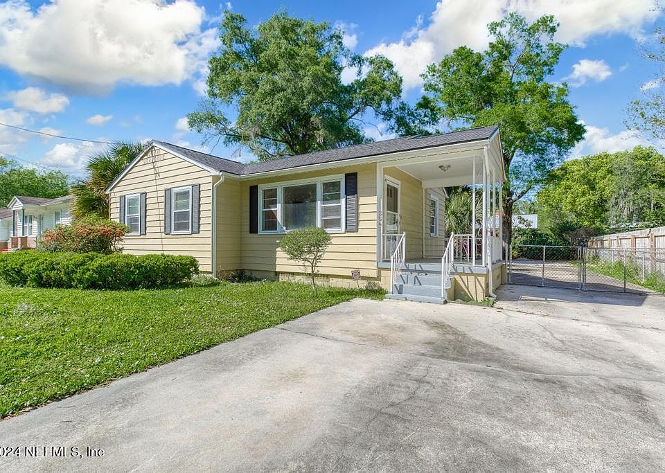 1st image of 3541 ACACIA Street