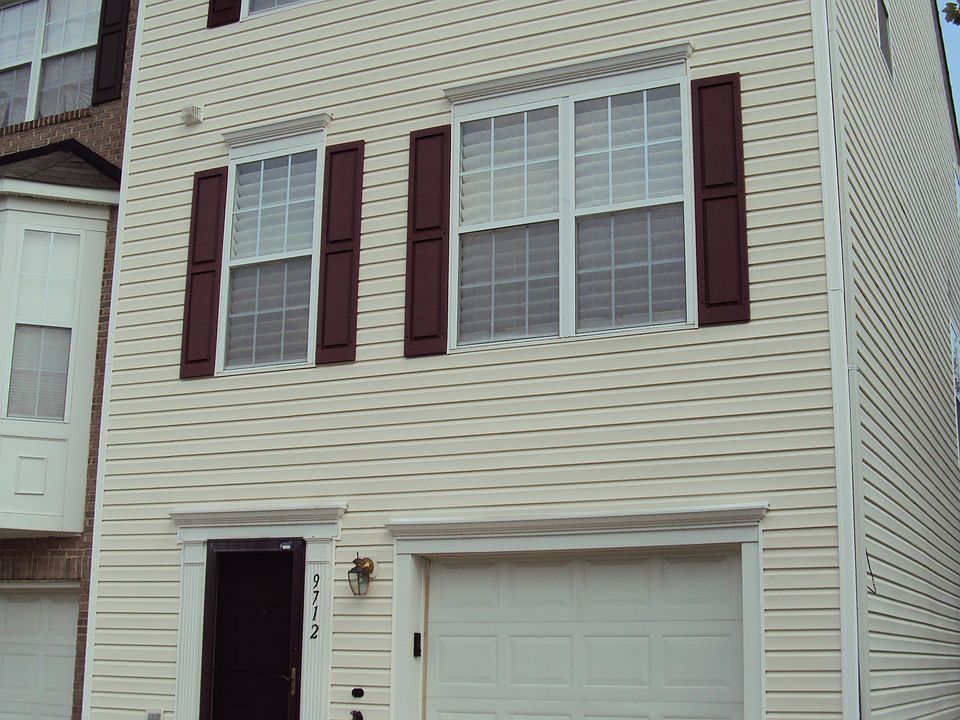 2nd image of 9712 Woodyard Cir