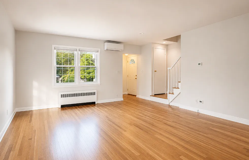 8 Elkan Rd — Photo 3