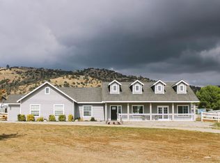 27451 Harness Dr, Tehachapi, CA 93561