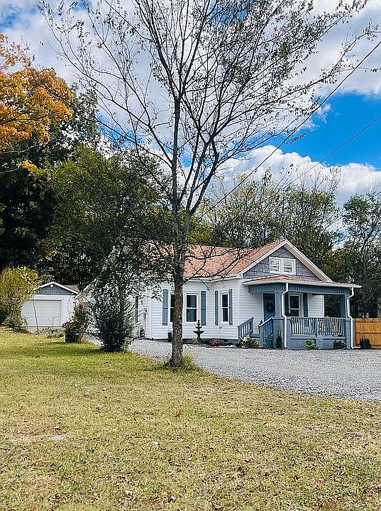 1st image of 823 S Cannon Blvd