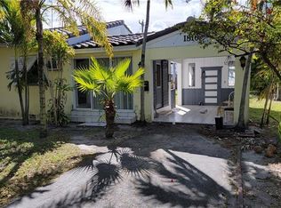 1816 Roosevelt St, Hollywood, FL 33020