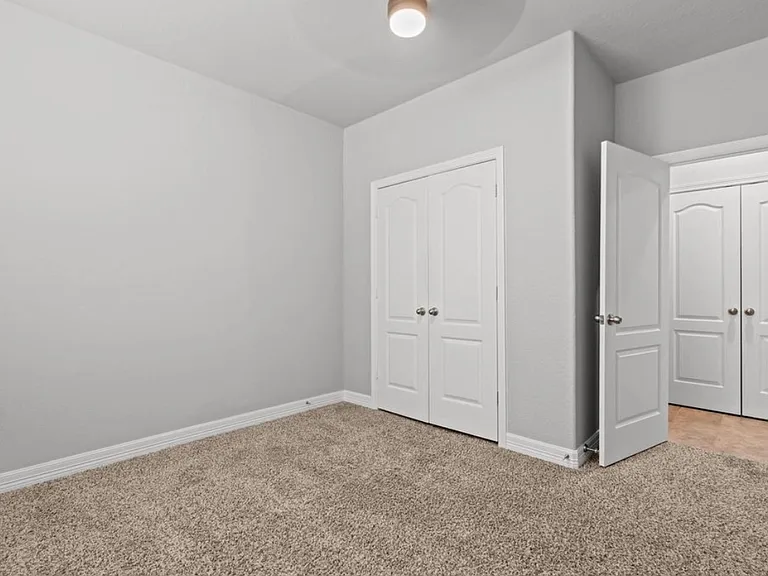 216 Elianne Lace Ct — Photo 28