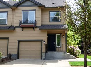 4 Summit Ridge Ct, Lake Oswego, OR 97035