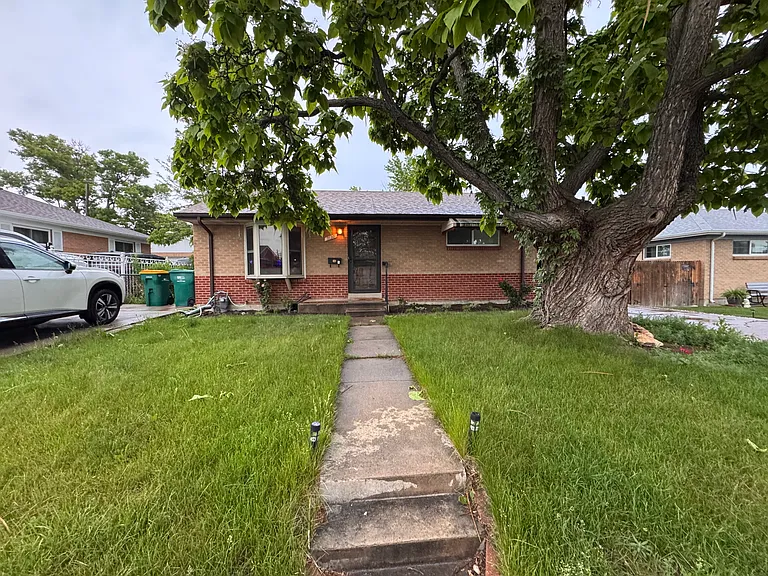 7130 Alan Dr — Photo 17