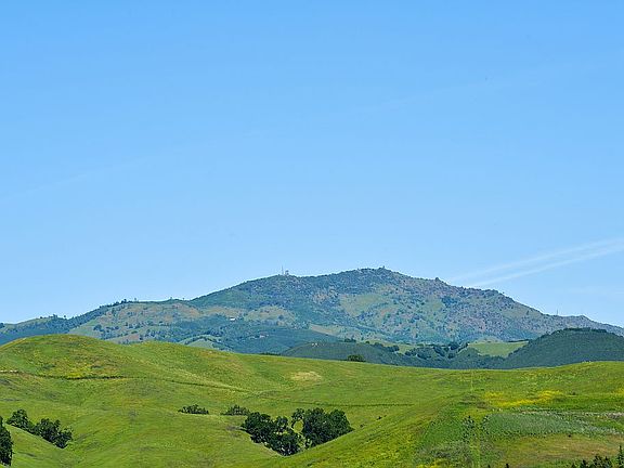 4th image of 6 Scenic Ct