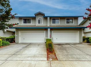 34 Meridian Cir, Rohnert Park, CA 94928