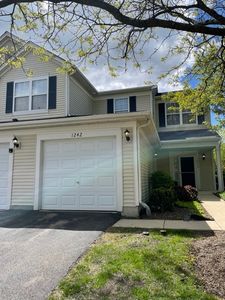 1242 Brookdale Dr, Carpentersville, IL, 60110