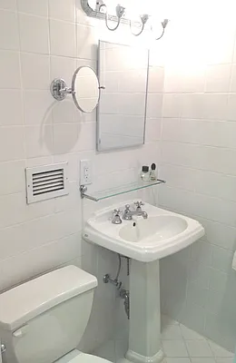 Rented by Keller Williams NYC | media 28