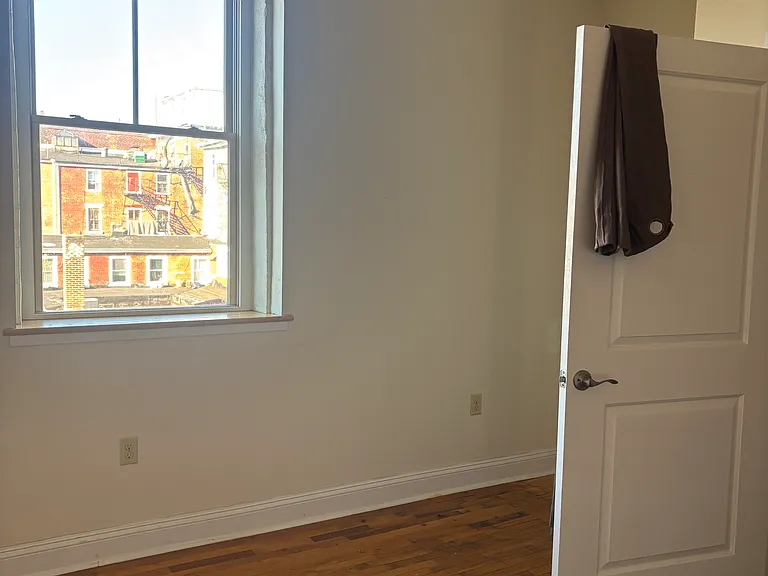 432 Northampton St #404 — Photo 5