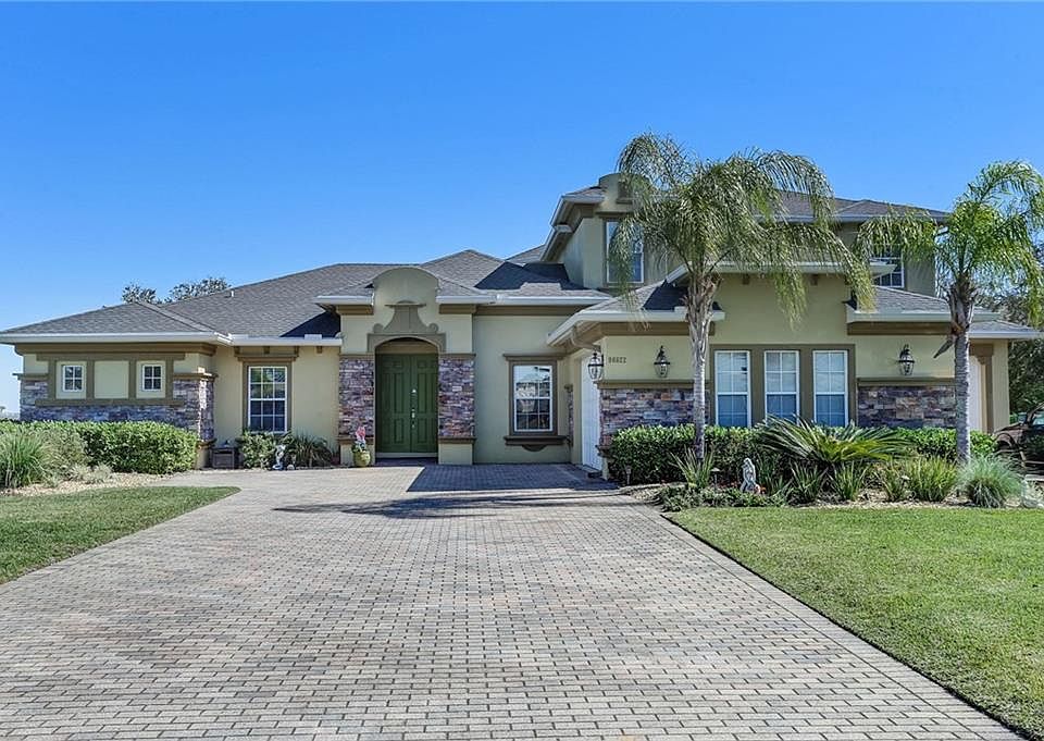 1st image of 96622 Grande Oaks Ln