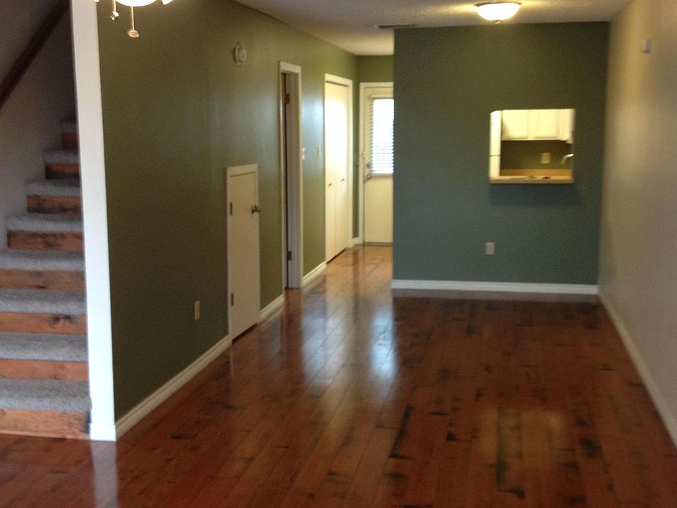1st image of 210 W Austin St APT 102