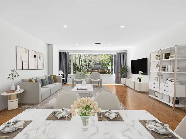 173 Oak St APT 103, Newton, MA 02464