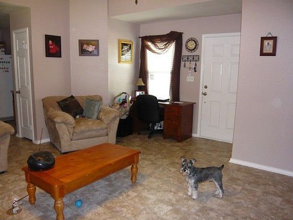 4th image of 114 Sun Harbor St