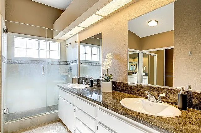 2439 Paseo Circulo — Photo 22
