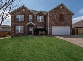 701 Paint Ln, Centerton, AR 72719