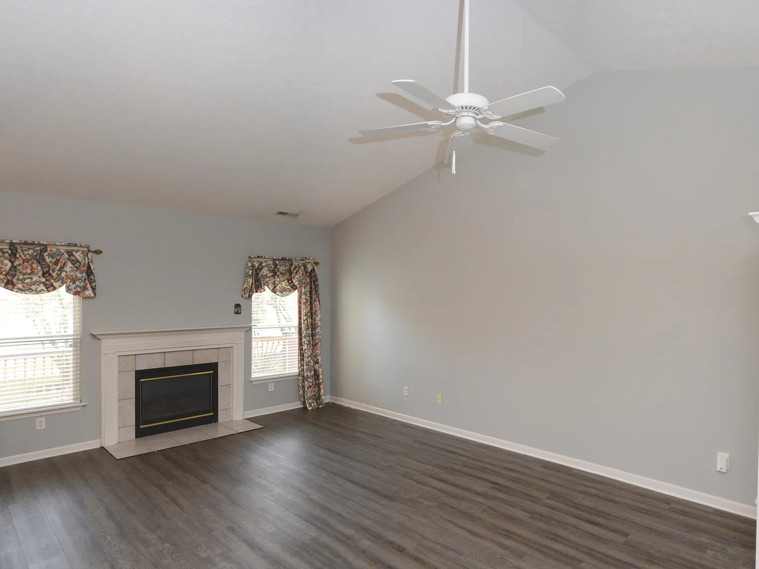 3 bed, 1747 sqft, $2,050 — Photo 2