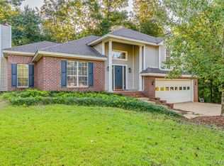 1604 Timber Trl, Deatsville, AL 36022