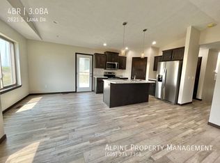 2821 S Lana Dr, Sioux Falls, SD 57106