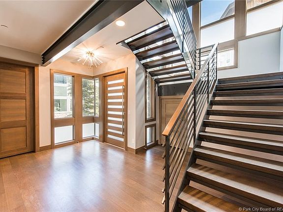 5th image of 6981 Stein Cir #4