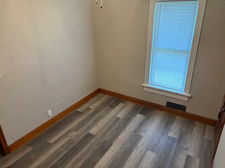3230 Avenue F — Photo 17
