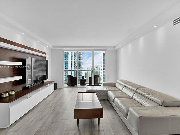 5th image of 1155 Brickell Bay Dr APT 3103